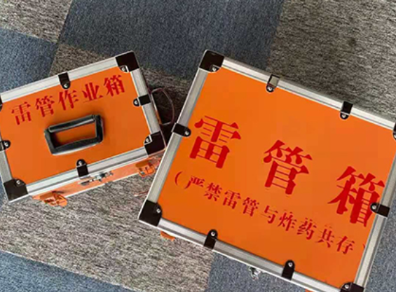台安雷管箱材质与规格技术规范